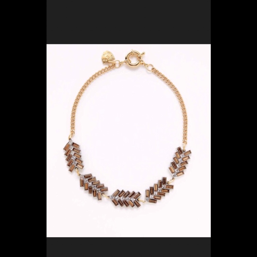 GILES & BRO CHEVRON NECKLACE